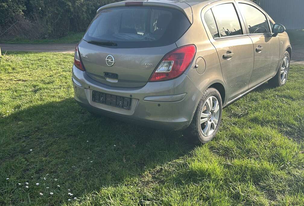 Opel 1.3 CDTi Essentia DPF