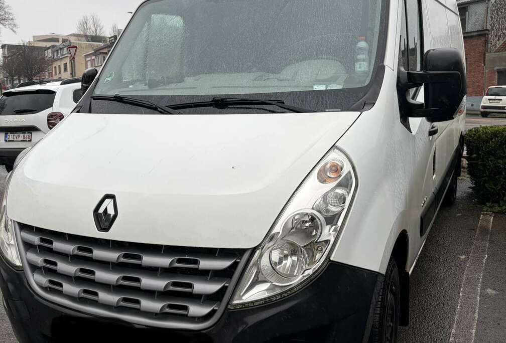 Renault 2.3 dCi 33 L2H2 Confort (E5)