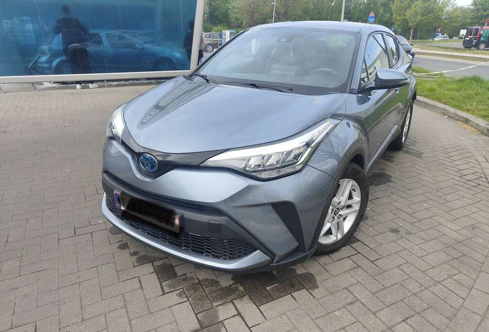 Toyota TOYOTA C-HR CVT C-ENTER + NAVI