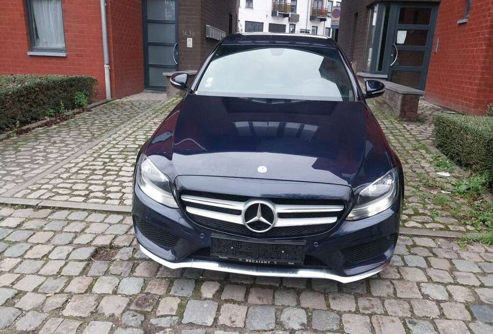 Mercedes-Benz amg essence