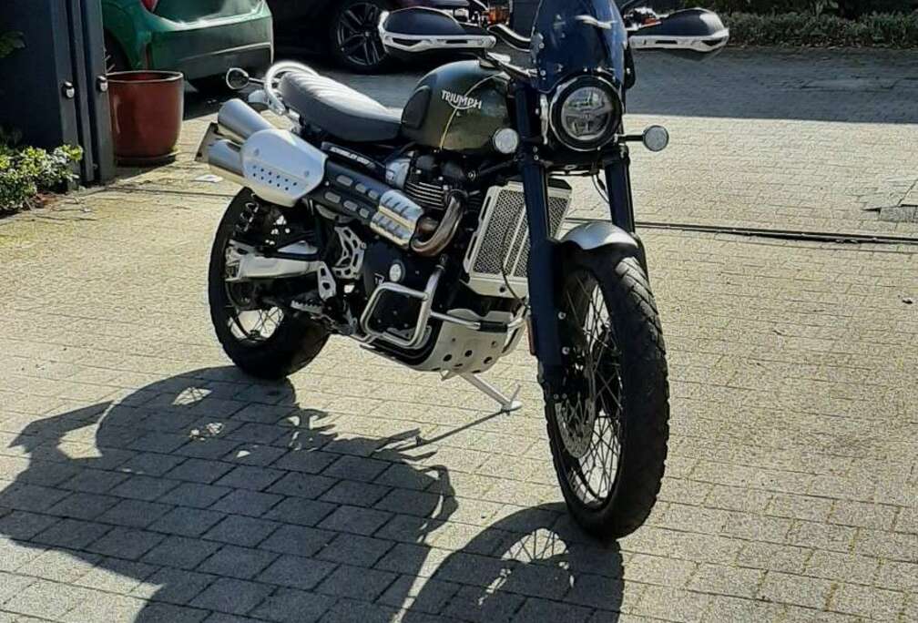 Triumph 1200XC