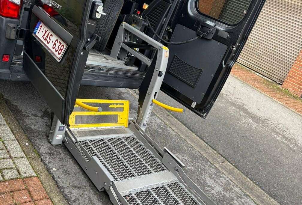 Peugeot 2.2 BlueHDi L1H1 Pro S/S