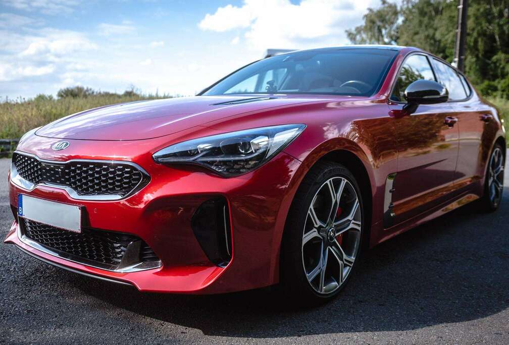 Kia Stinger 3.3 T-GDi 4WD GT ISG