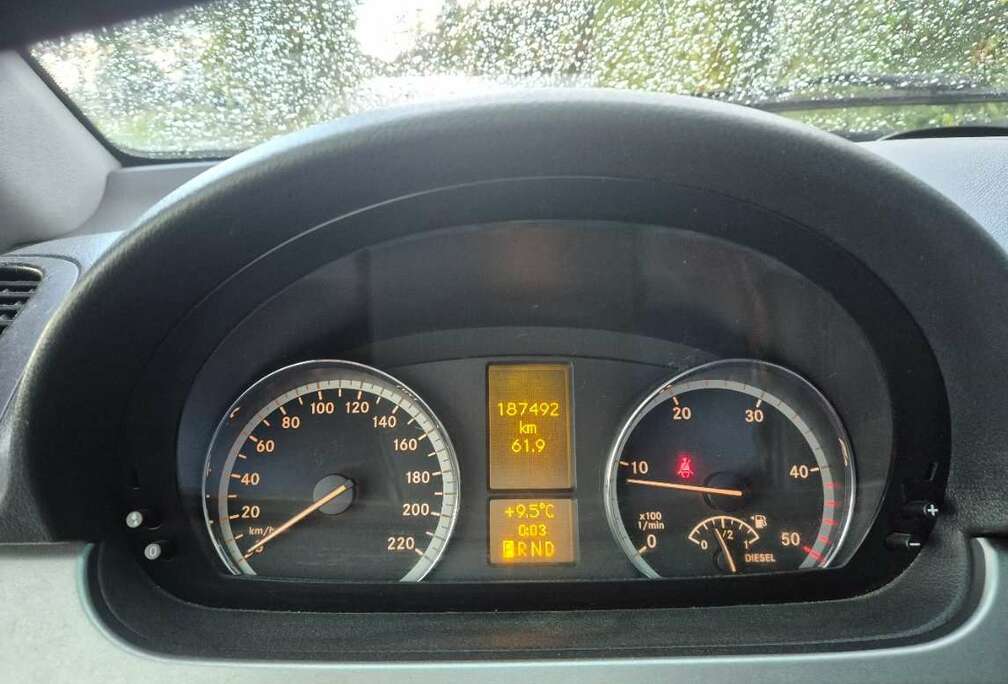 Mercedes-Benz Dubbele cabine - Lichte vracht