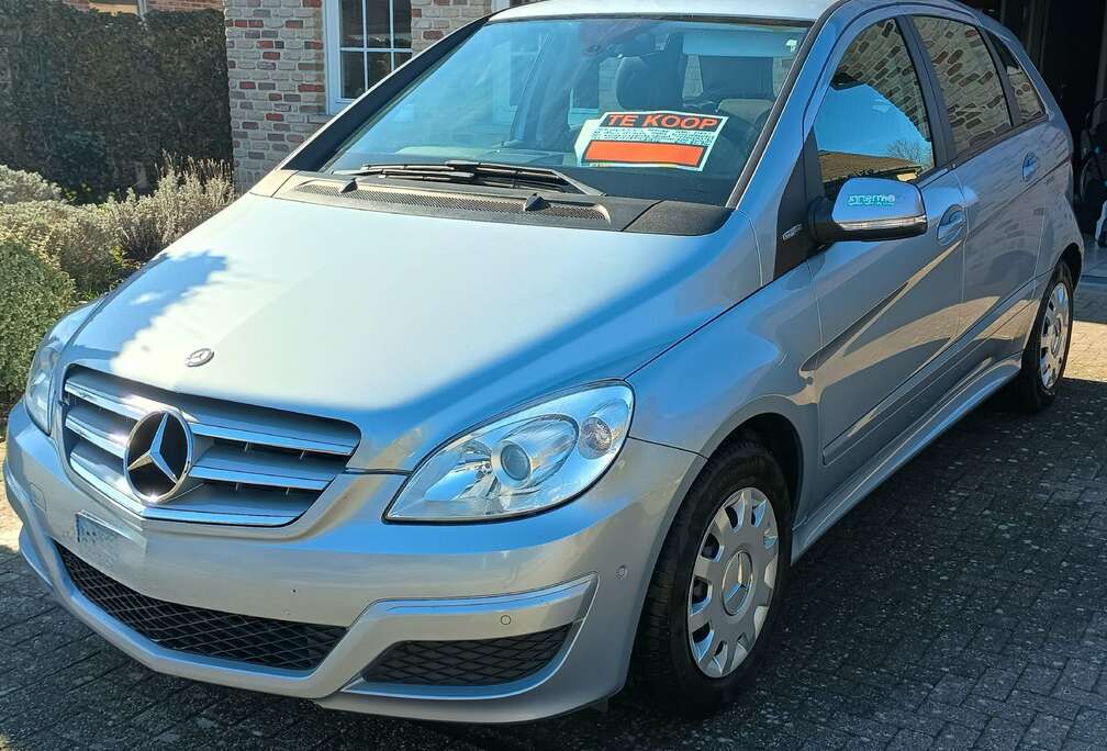Mercedes-Benz B 160 BlueEFFICIENCY Essential