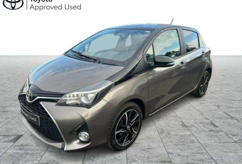 Toyota Two-Tone Toyota Yaris Two Tone 1.33 VVTI MT