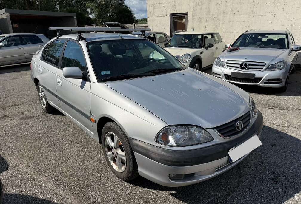 Toyota 1.6i VVT-i 16v L. Terra Attica
