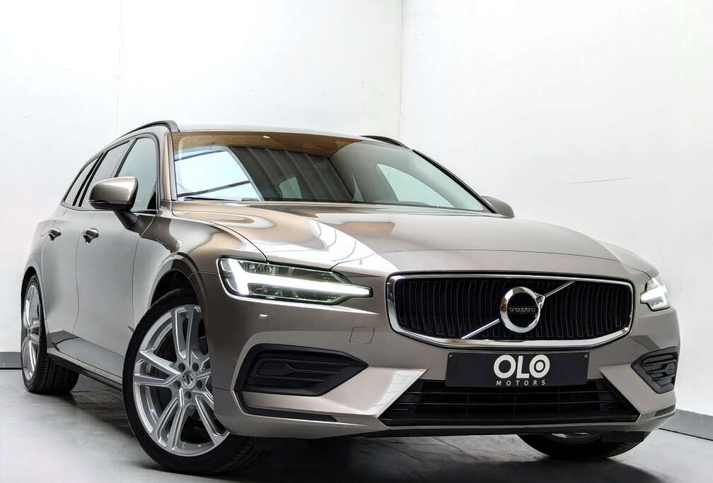 Volvo 2.0 D3 Momentum - CUIR/JA/CARPLAY/NAVI/LED/CRUISE