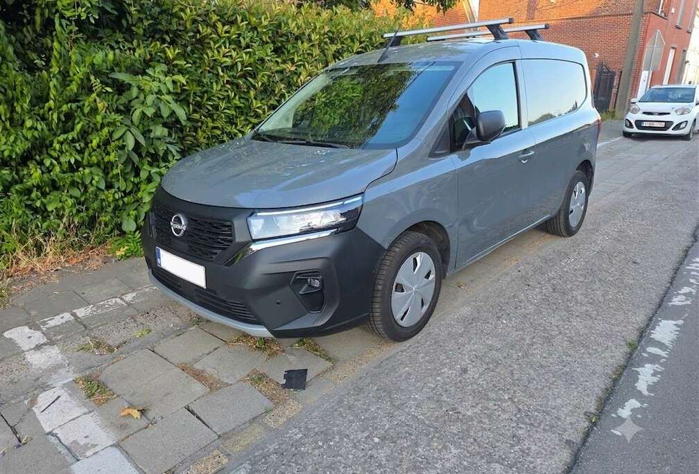 Nissan 1.3 DIG-T L1H1 N-Connecta S/S