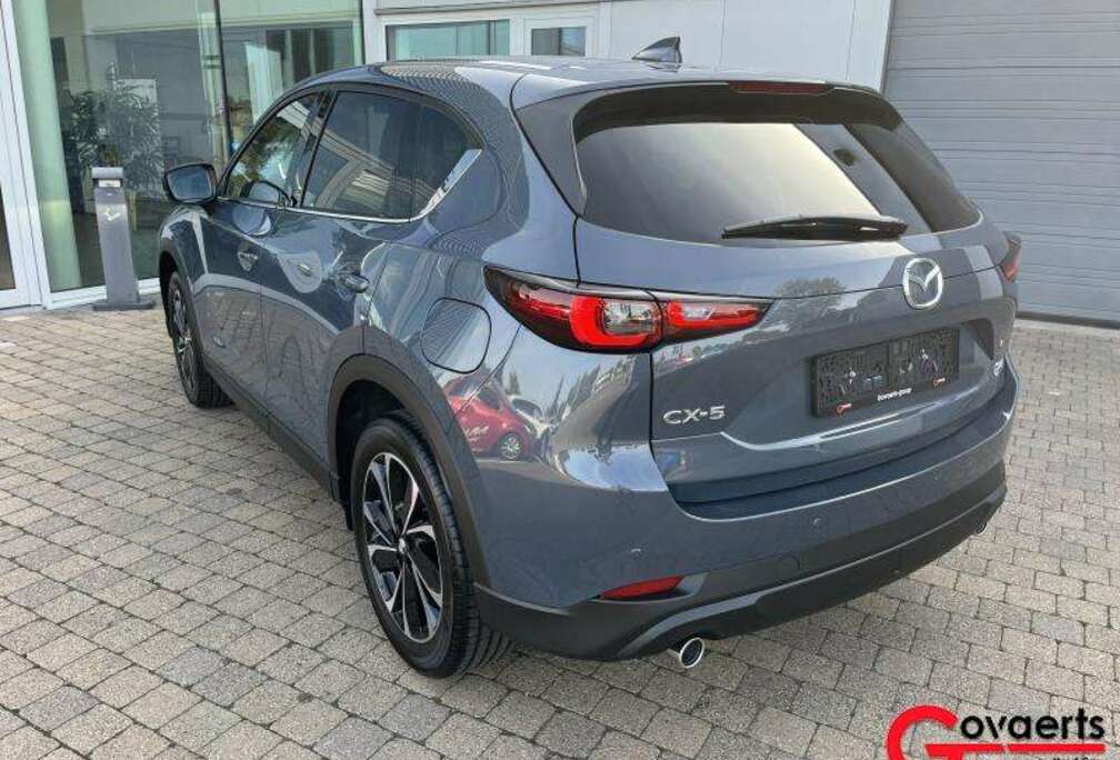Mazda Exclusive Line DEMO