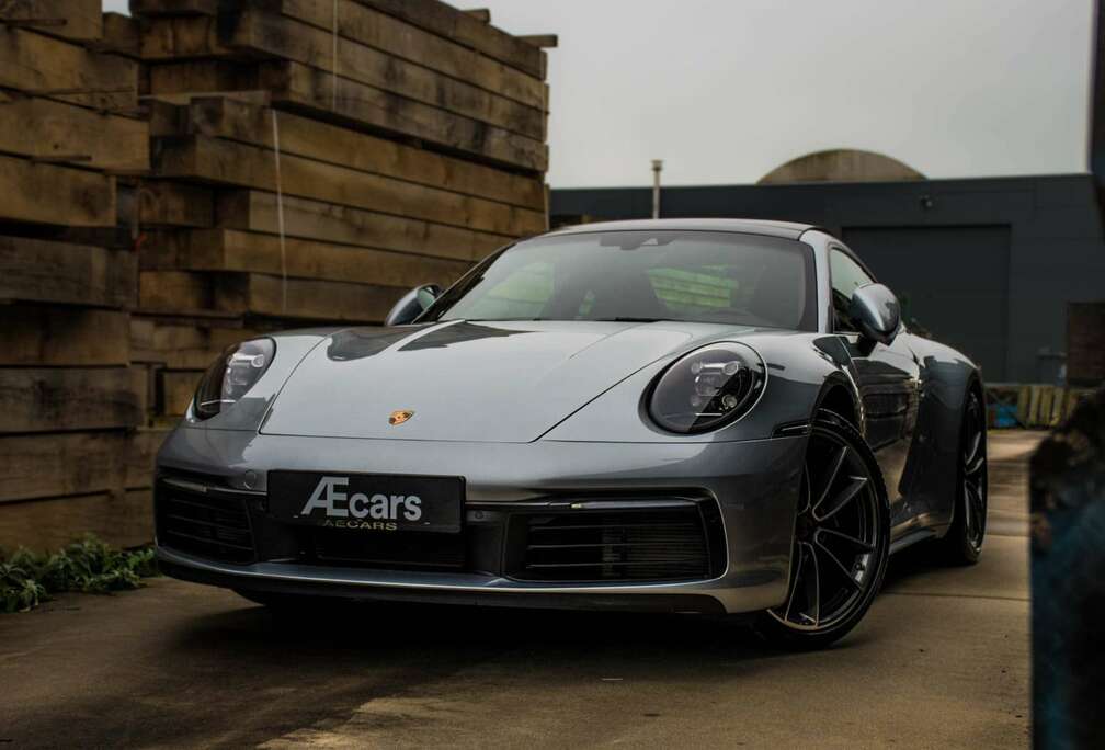 Porsche 992 CARRERA 4 *** PDK / PANO ROOF /BELGIAN CAR ***