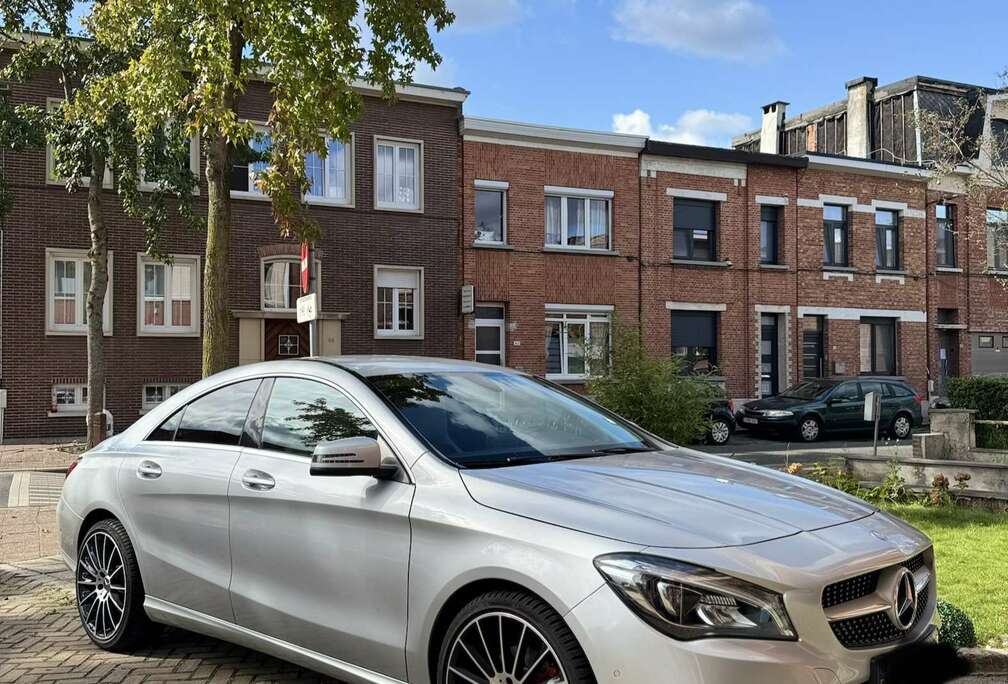 Mercedes-Benz Shooting Brake 7G-DCT Urban