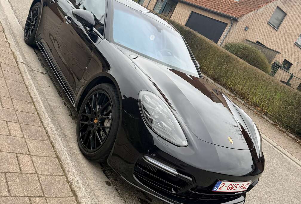 Porsche Panamera 4 3.0 V6 Turbo PDK