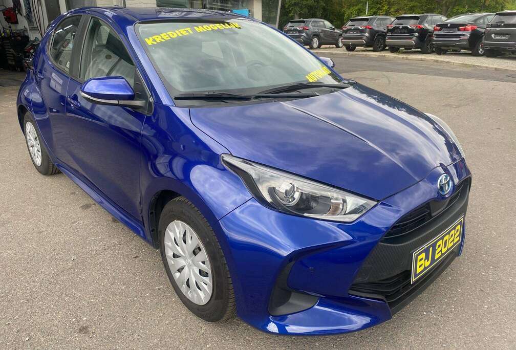 Toyota Yaris Hybrid 1.5i VVT-i Business Plus E-CVT AUTOMAAT MET GARANTIE