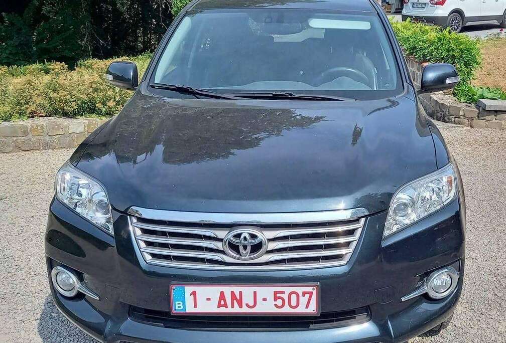 Toyota 2.2 D-4D 4x4 VX DPF