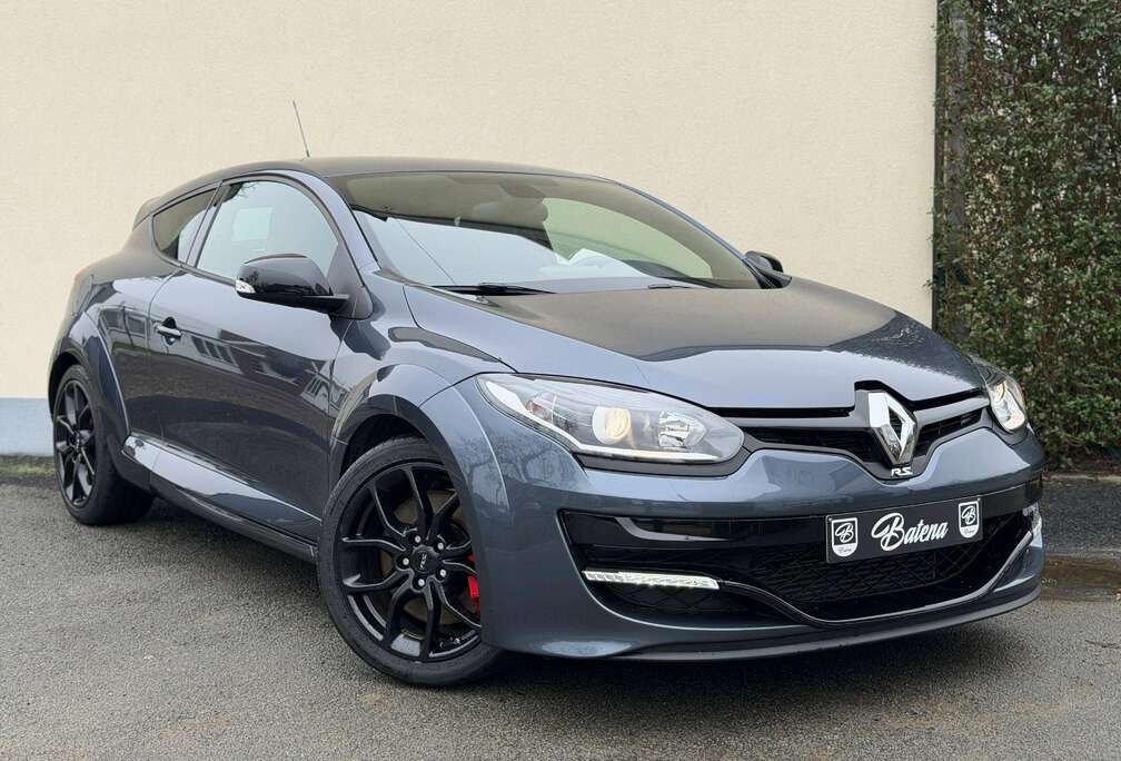 Renault 2.0 T RS Like New Condition Sport Seats Historie