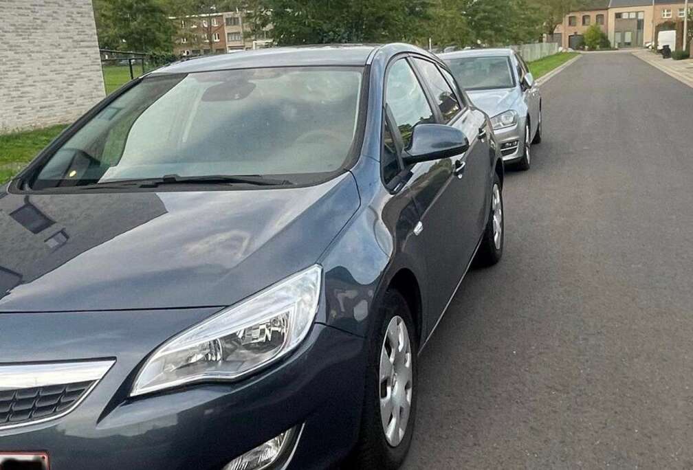 Opel 1.6 J Edition