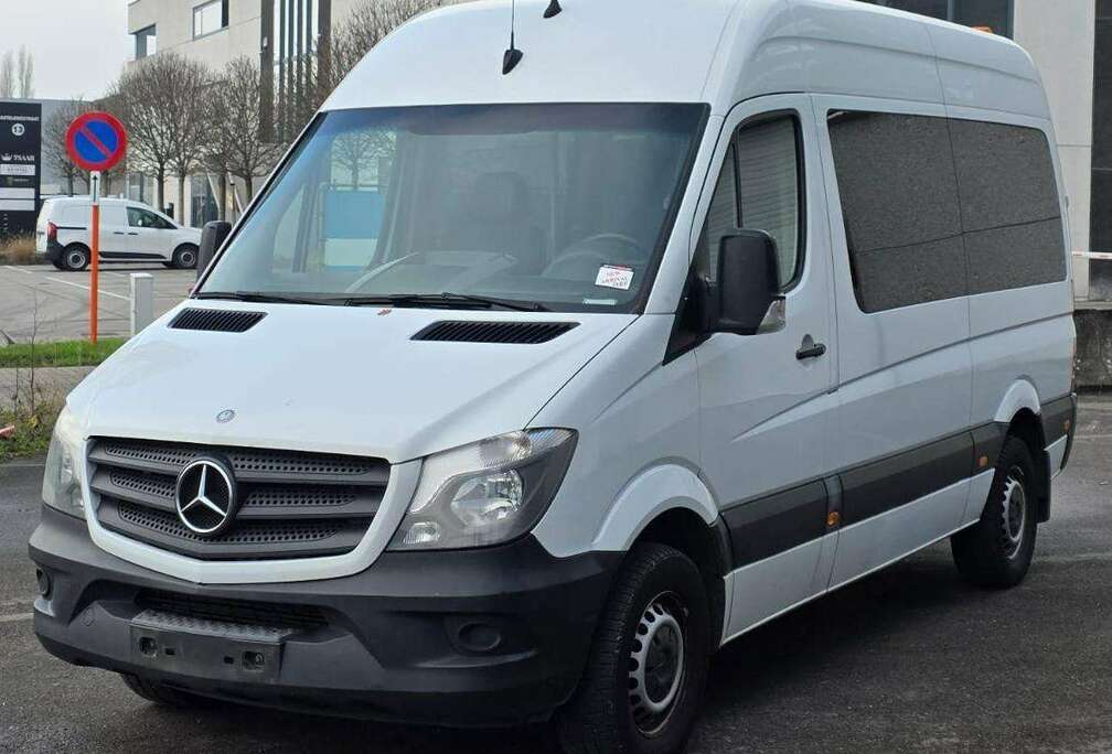 Mercedes-Benz 313 (Stock ID 52818)