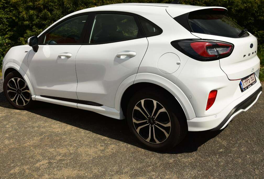 Ford Puma 1.0 EcoBoost mHEV ST-Line
