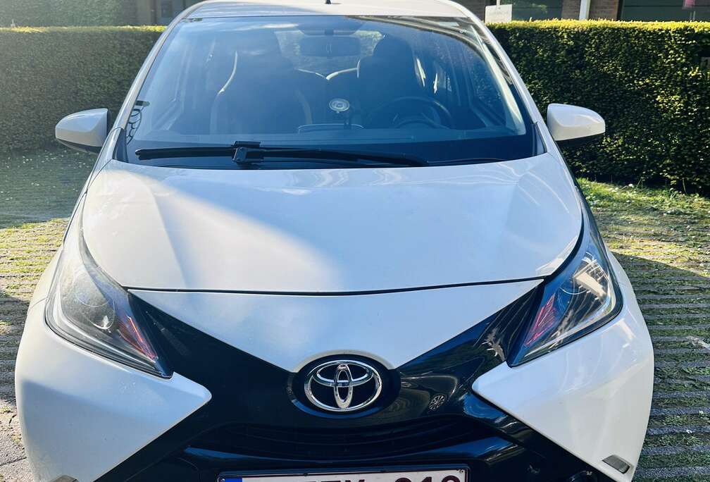 Toyota Toyota Aygo 1.0 VVT-i Automatic  2015