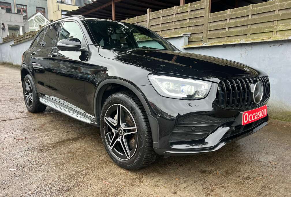 Mercedes-Benz de 4-Matic Pack AMG Line Sport Plug in Hybrid