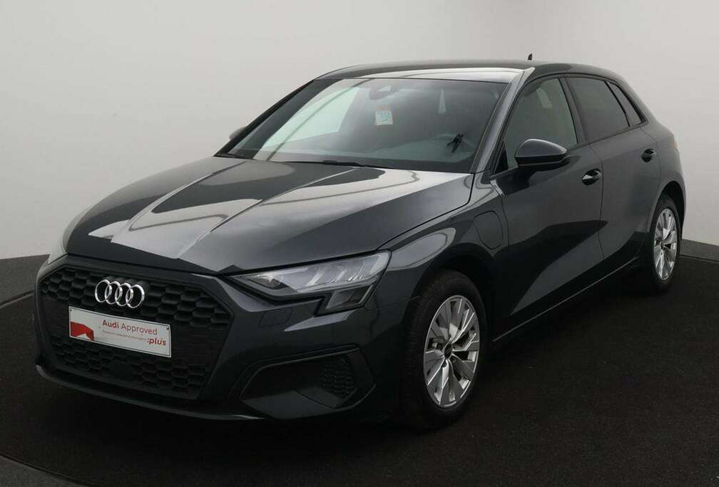 Audi 40TFSIe 204PK *AUTOMAAT*S-LINE*ADAPTIVE*NAVI*PLUG-IN*...