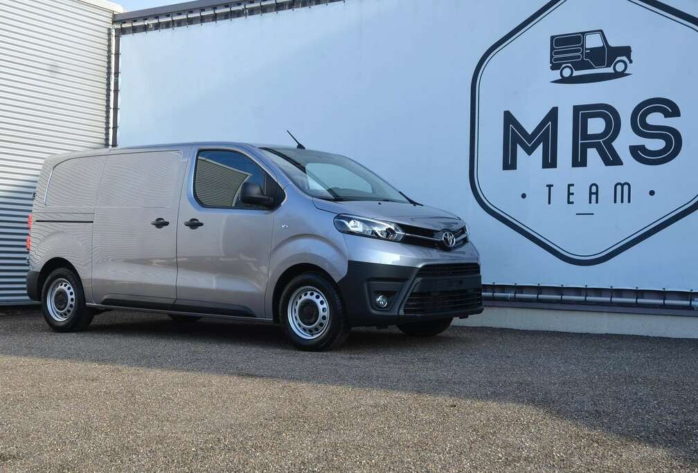 Toyota 1.5TDI- L2- Airco- Cruise- Nieuw- 20990+BTW