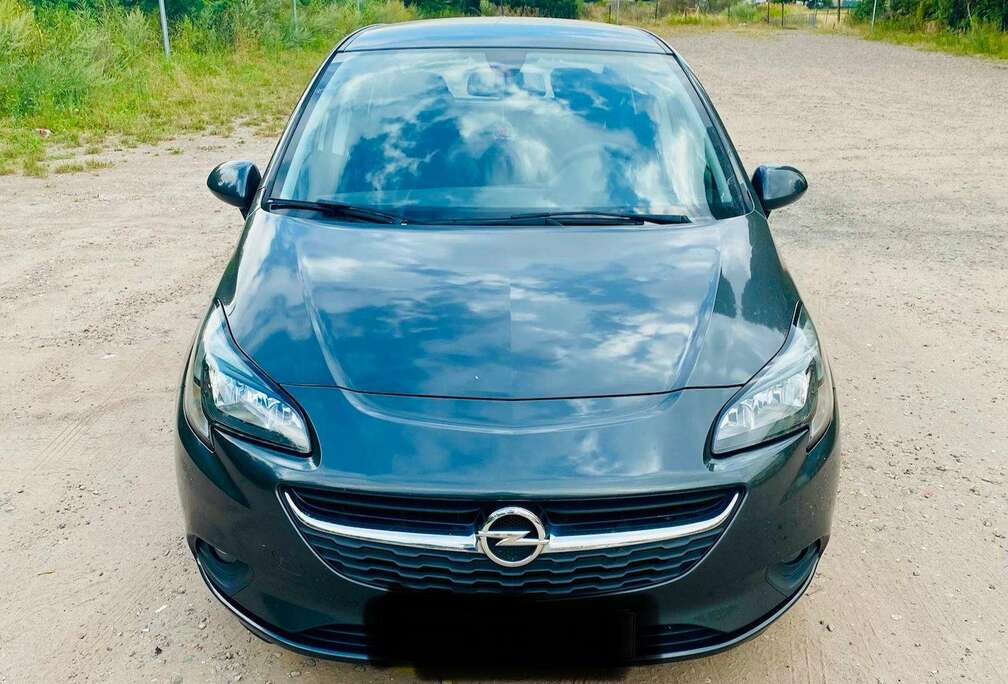 Opel Corsa 1.4i Black Edition