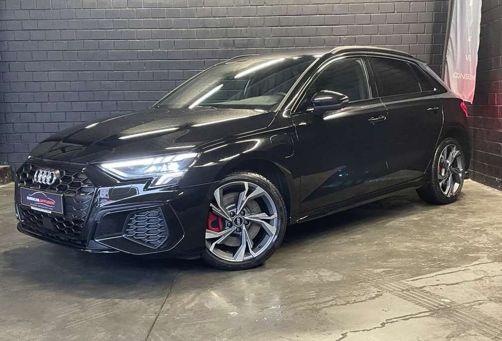Audi Sportback 45 TFSIe S-Line 245CV ** Matrix**Bang\\u0