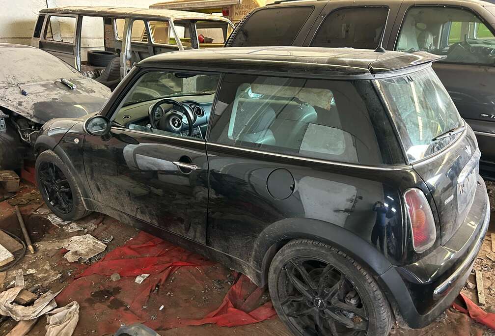 MINI Mini 1.6i 16v Cooper
