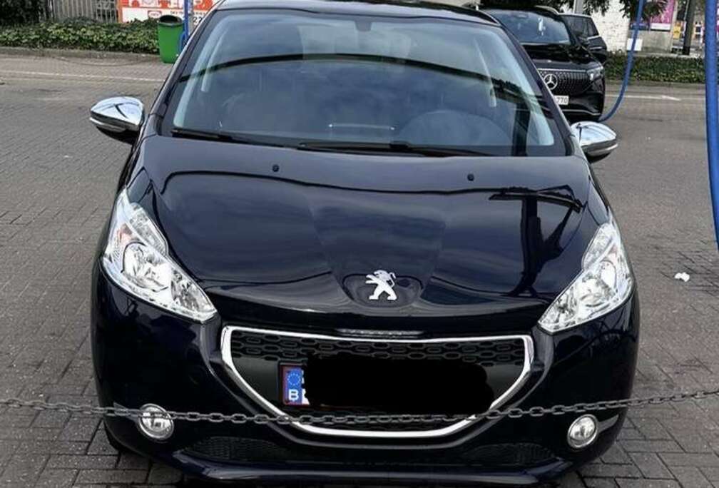 Peugeot Peugeot 208 2015 Essence