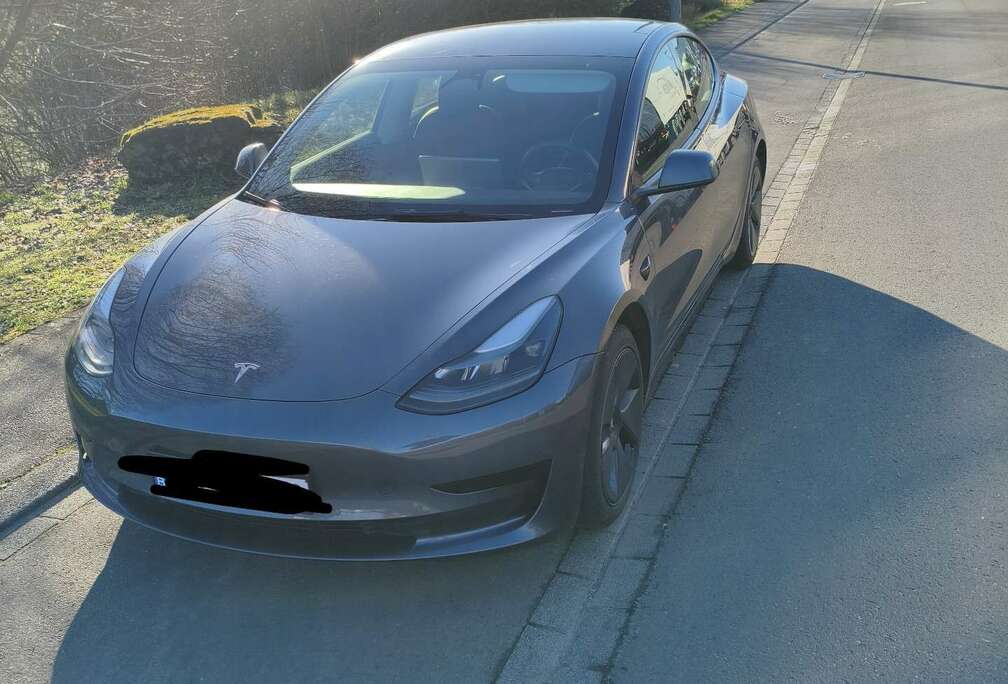 Tesla Model 3 60 kWh Standard Plus