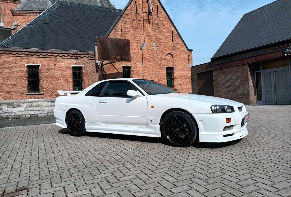 Nissan R34 GT-T