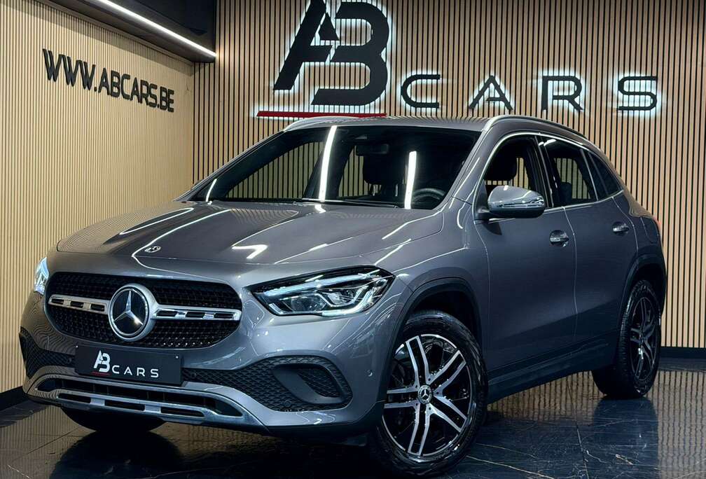 Mercedes-Benz * SPORT * GARANTIE 12 MOIS * 1ER PROP *