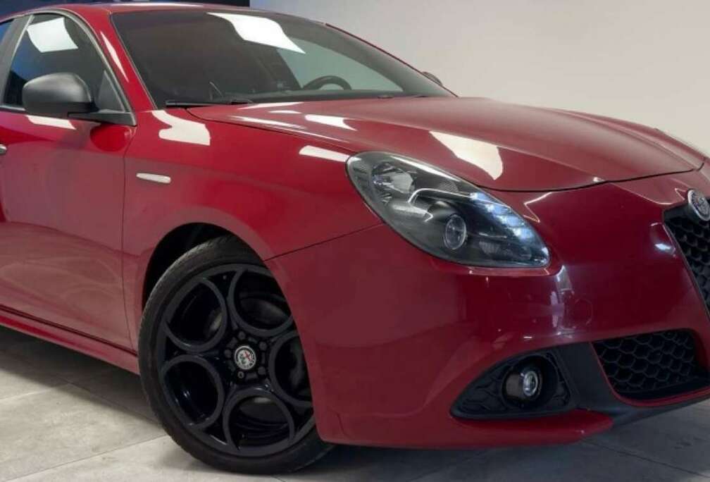 Alfa Romeo Guilietta Quadrifoglio Sport Édition - Auto