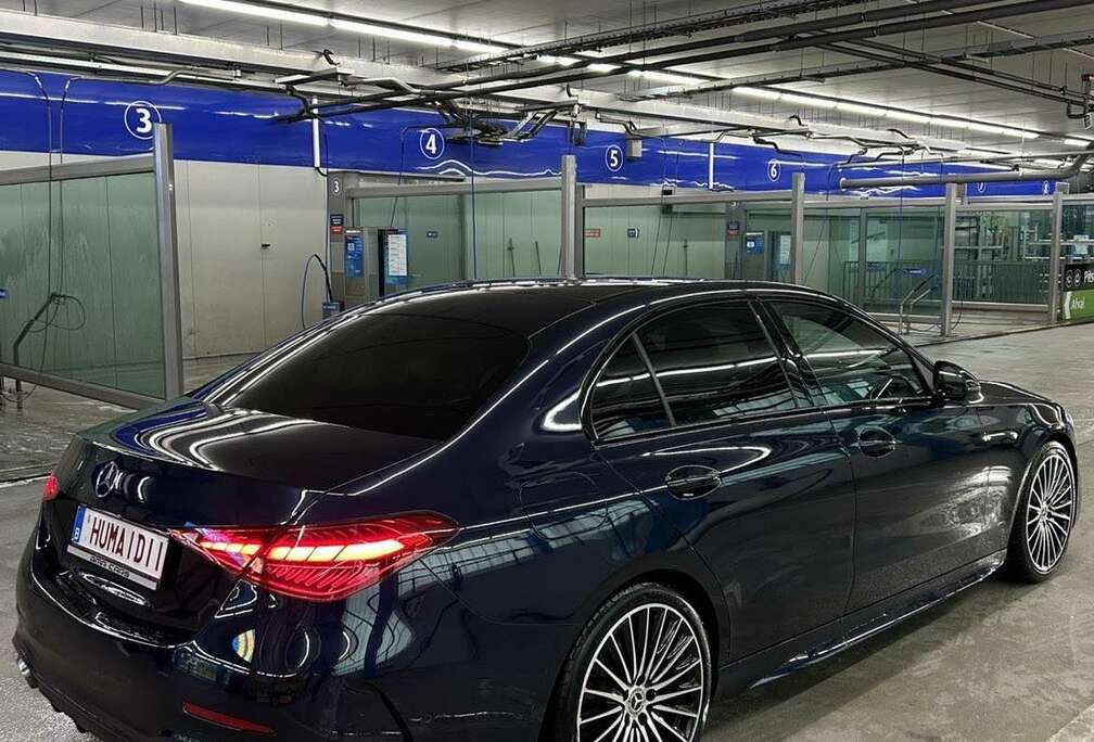 Mercedes-Benz AMG Line