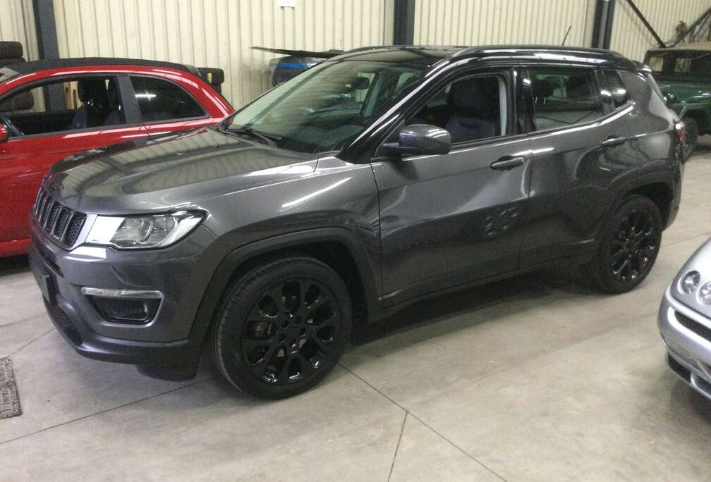 Jeep Compass 1.3 Turbo 4x2 Blackstar