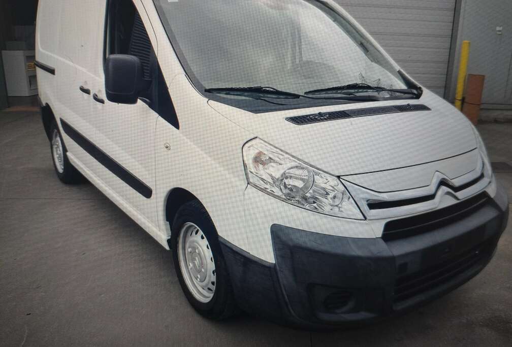 Citroen SEULEMENT 118100 km2014 1.6HDI 90CV BEL ETAT