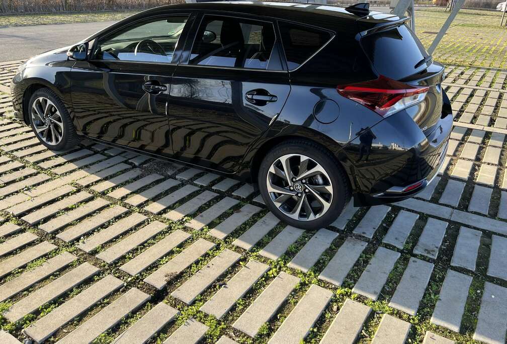 Toyota Auris 1.2 Turbo Comfort S/S 49.000km Toutes les factures