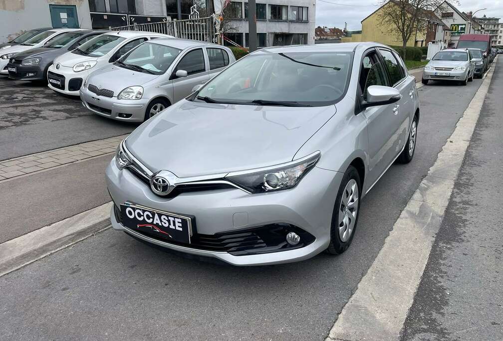 Toyota 1.33i VVT-i Dynamic**12 M GARANTIE**