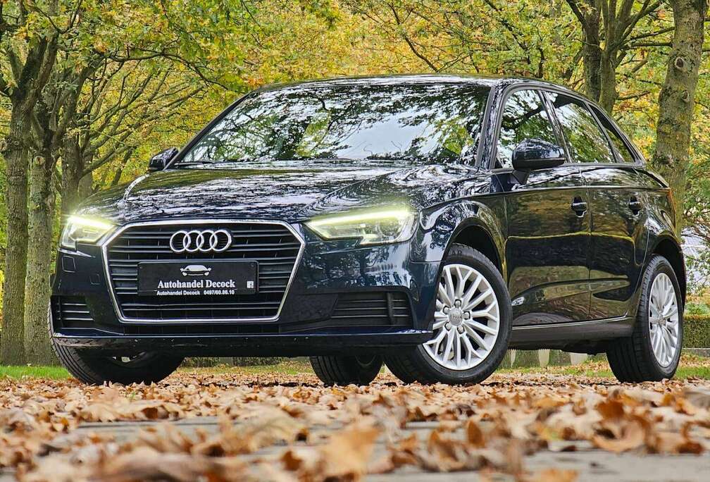 Audi A3 Sportback 30 TFSI Stronic  AUTOMAAT  DAB  BTW  SPORTSTUUR