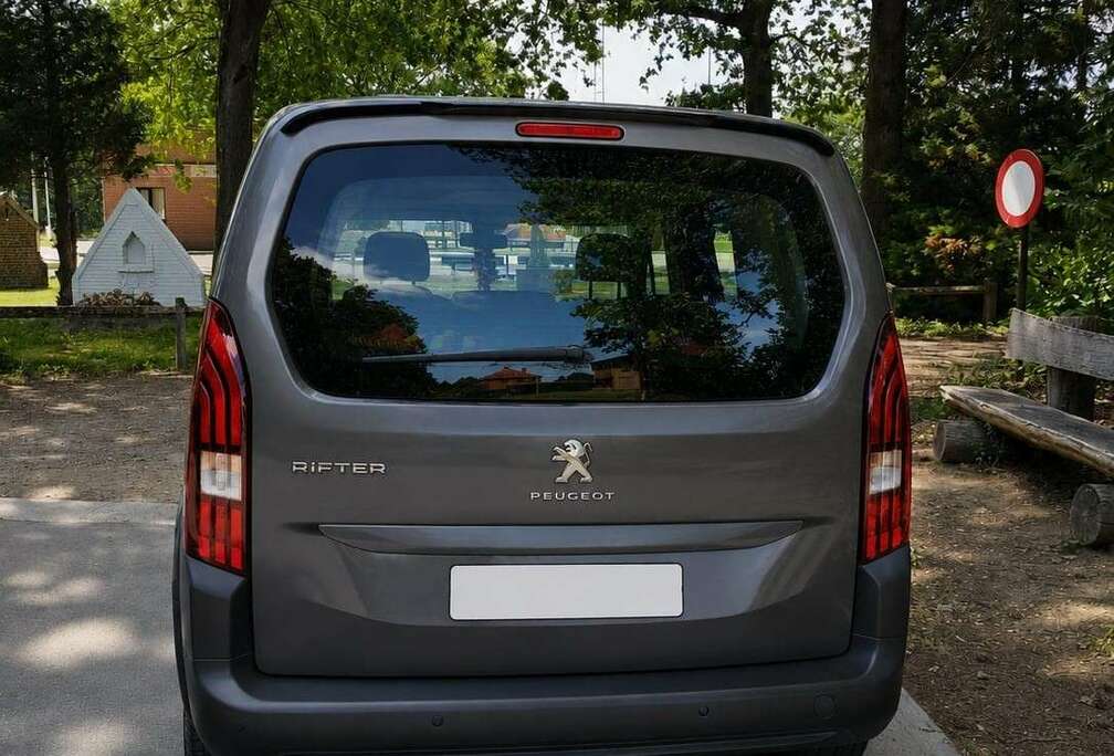 Peugeot 1.2 PureTech Standard Active AGC S&S