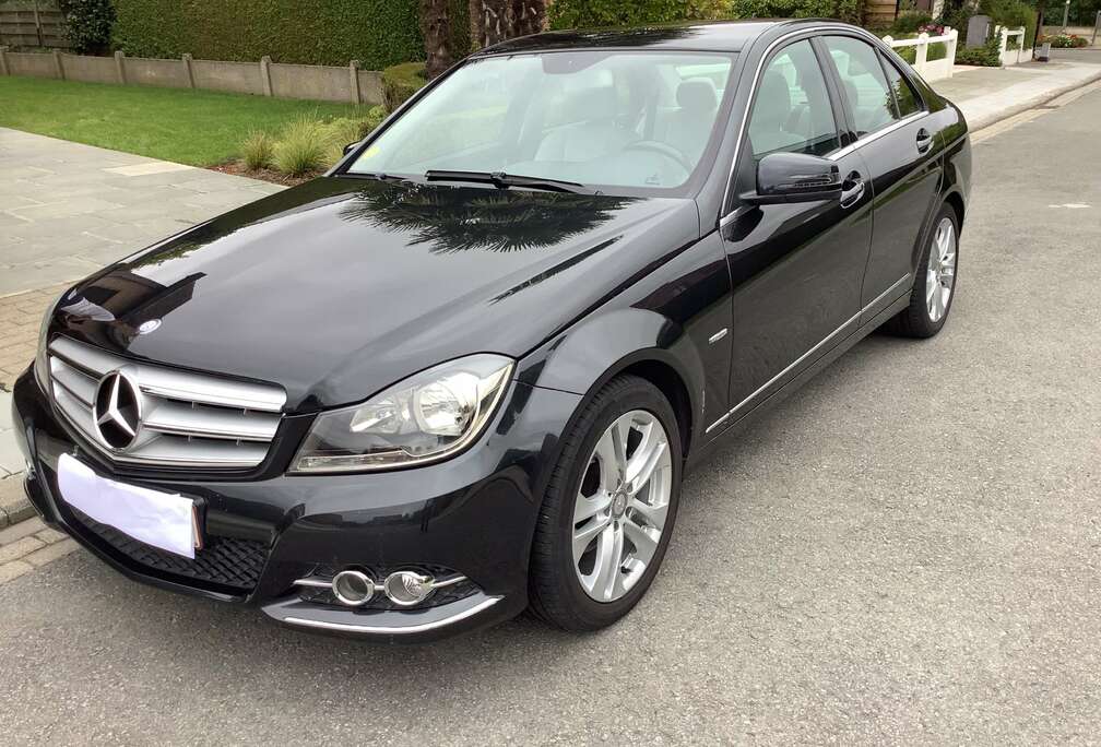 Mercedes-Benz C 180 CDI DPF (BlueEFFICIENCY) Elegance