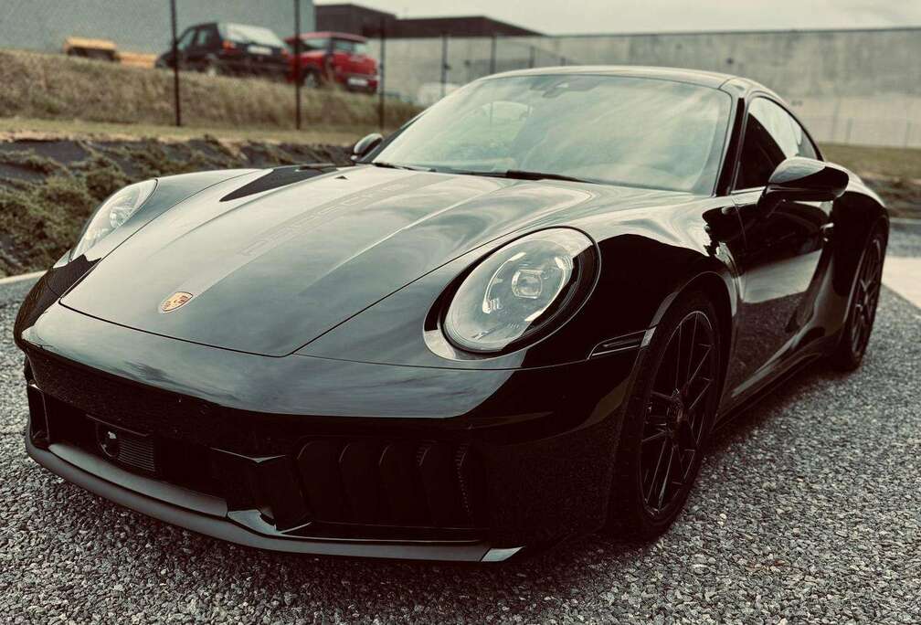 Porsche 4 GTS New model