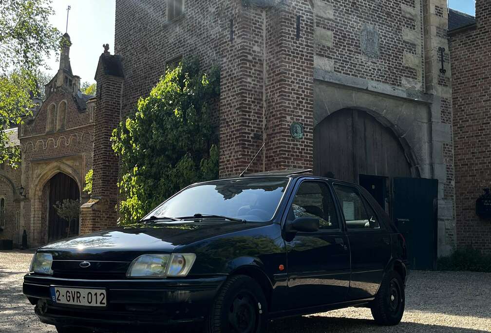Ford 1.3i Classic