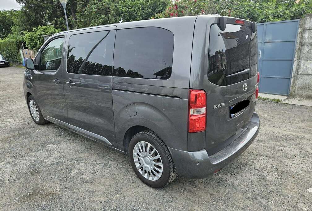 Toyota Verso 1.5 D-4D Medium MPV S&S