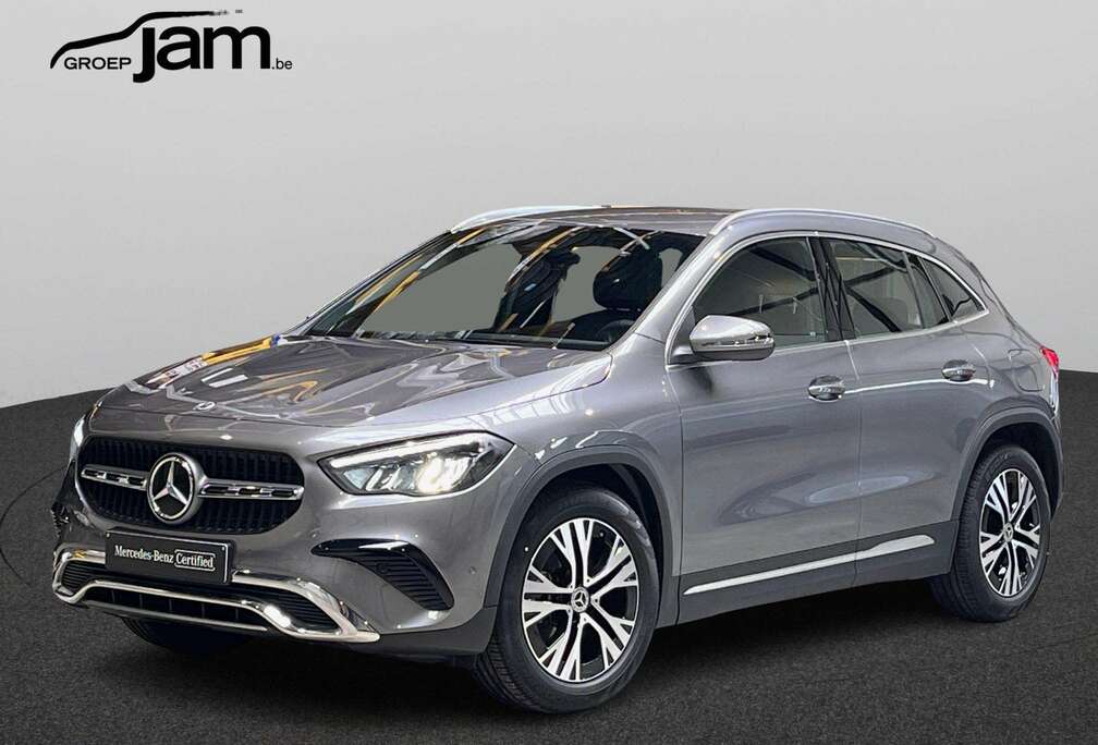 Mercedes-Benz Luxury Line