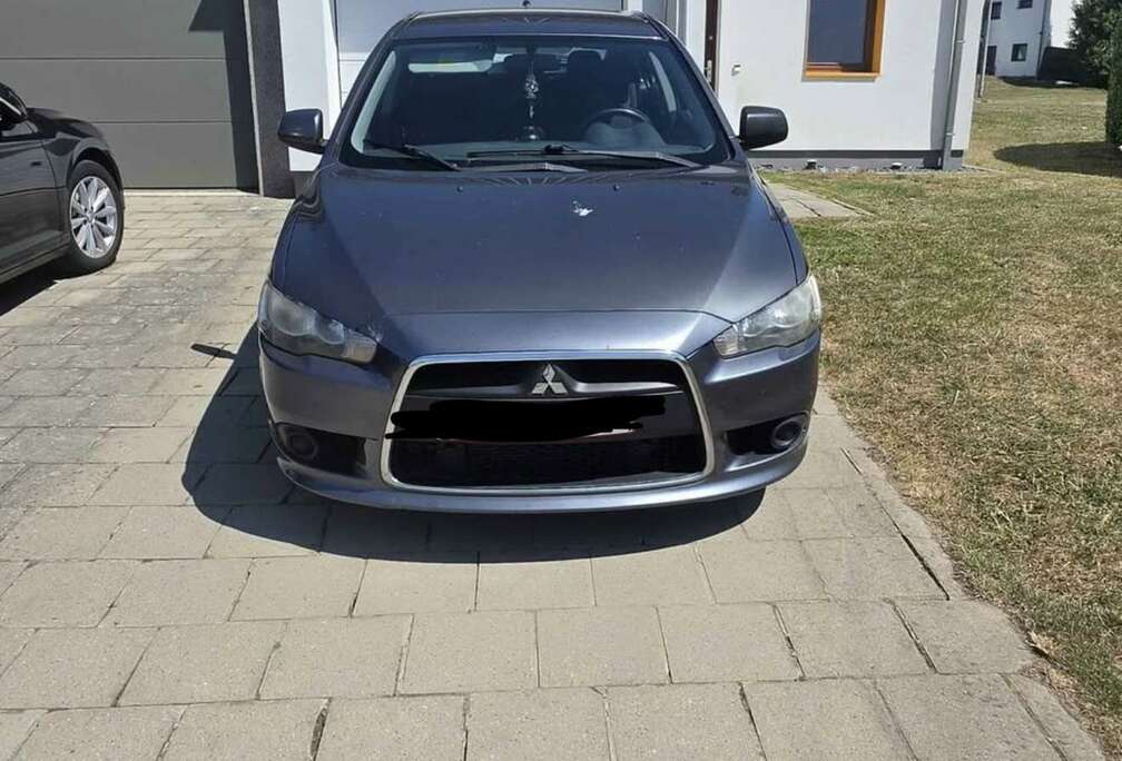 Mitsubishi 2.0 DI-D Invite