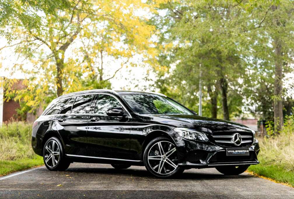 Mercedes-Benz de Break * Multibeam * PDC * Navi * CarPlay * BTW