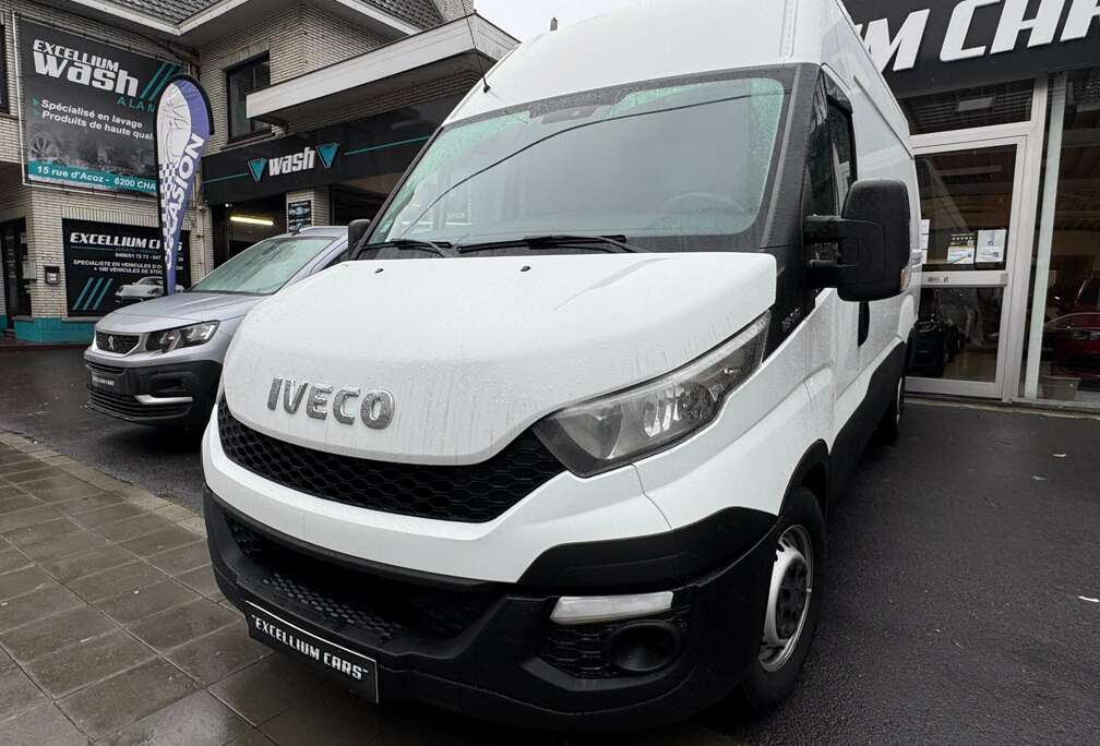 Iveco 35C13SV 2.3 Turbo 3place Airco